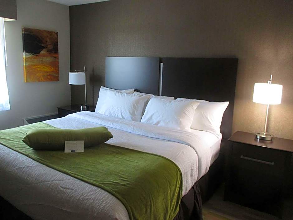Best Western Harvest Inn & Suites