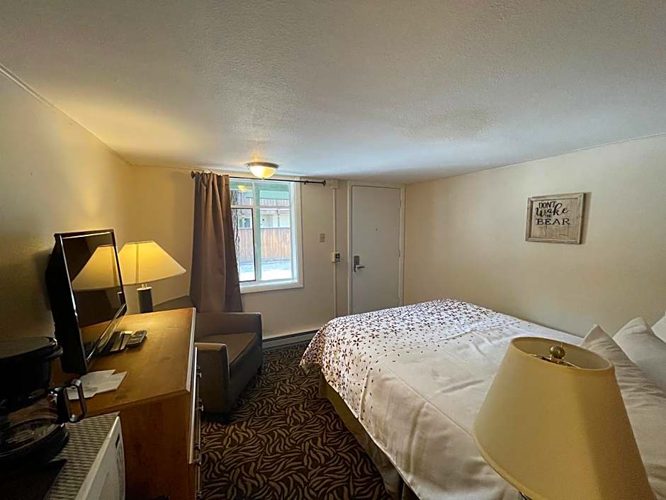 Estes Mountain Inn