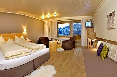 Standard Family Room