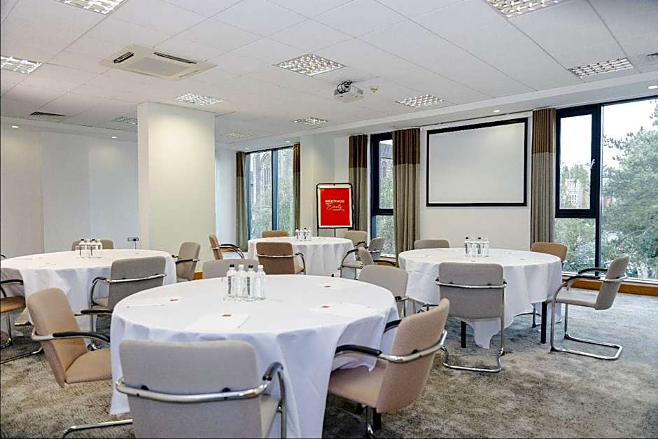 Leonardo Hotel Derby