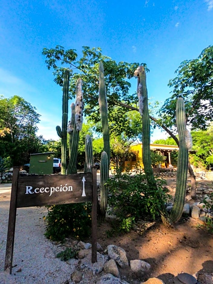 El Pedregal - Hotel en la Naturaleza