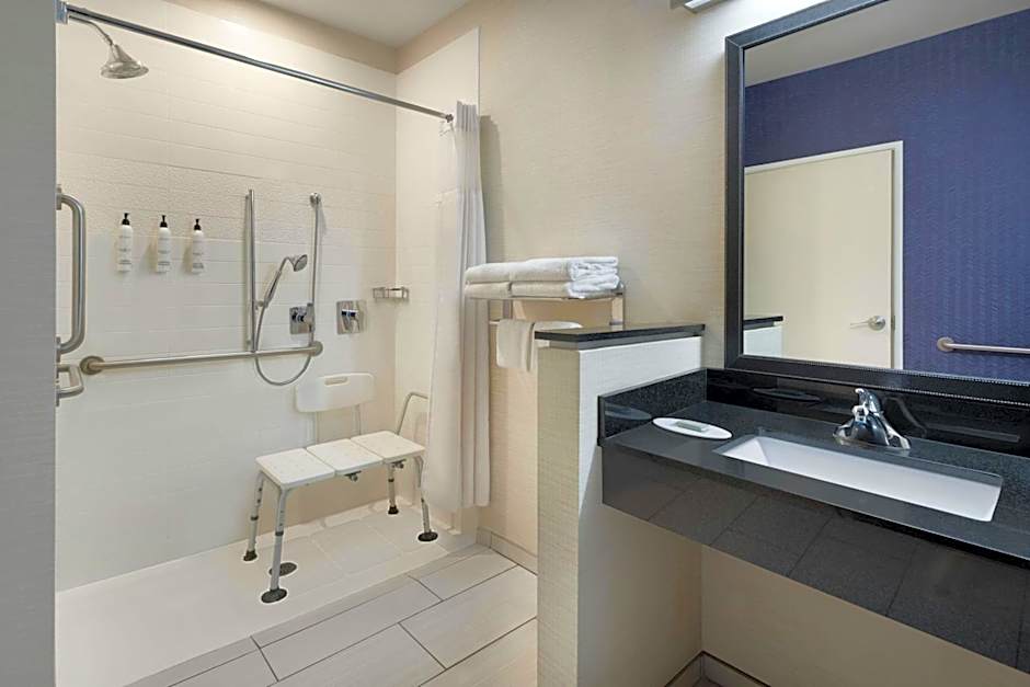 Fairfield Inn & Suites by Marriott Bowling Green