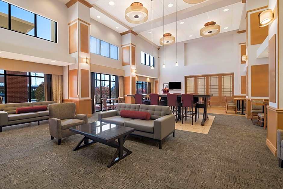 Hampton Inn By Hilton & Suites Plattsburgh