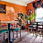 Econo Lodge Inn & Suites I-65