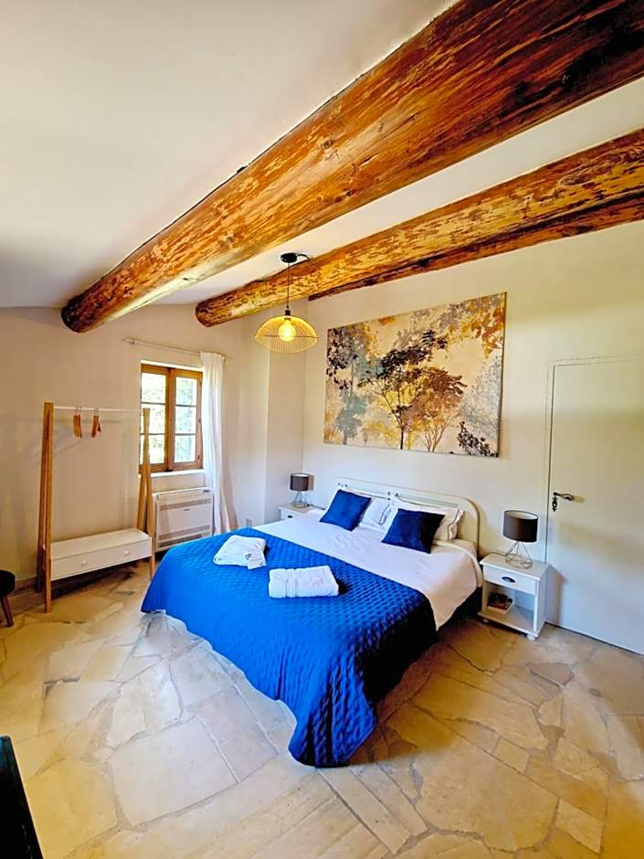 Mas du Rollier Chambres d'hôtes