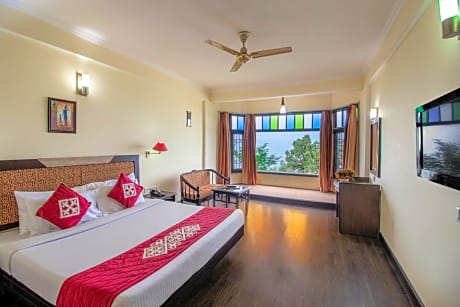 Superior Room (Partial Valley View and Centralised Air Conditioned)
