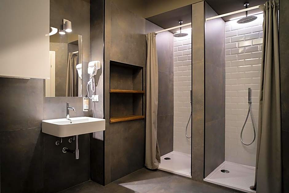 Hostelò - Luxury Hostel
