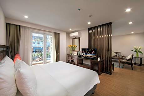 Suite with City View