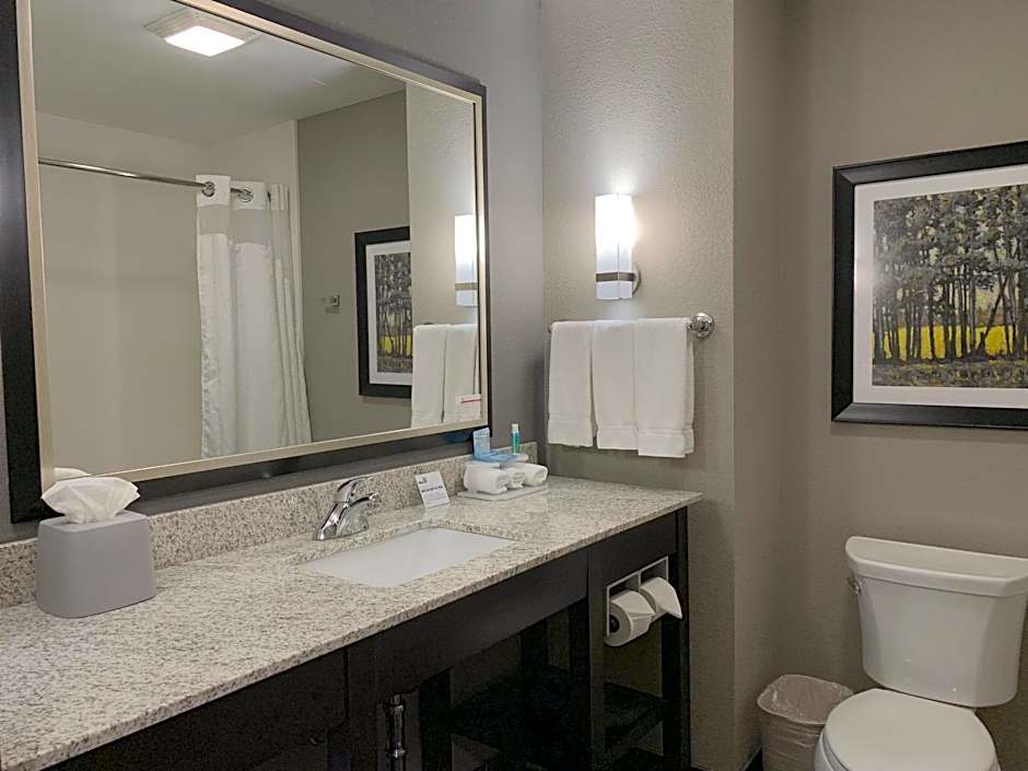 Holiday Inn Express and Suites Madison Central By IHG