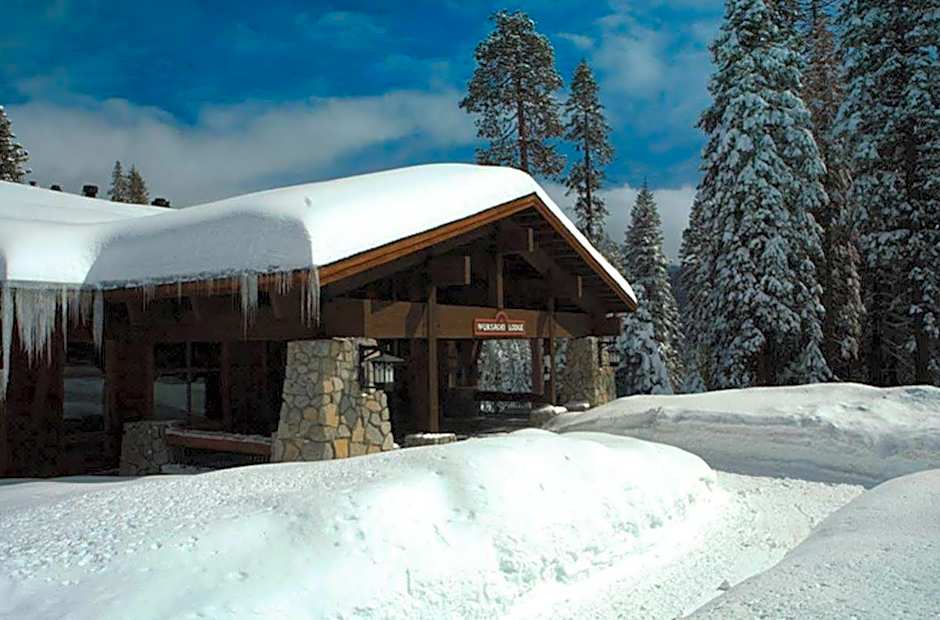 Wuksachi Village and Lodge