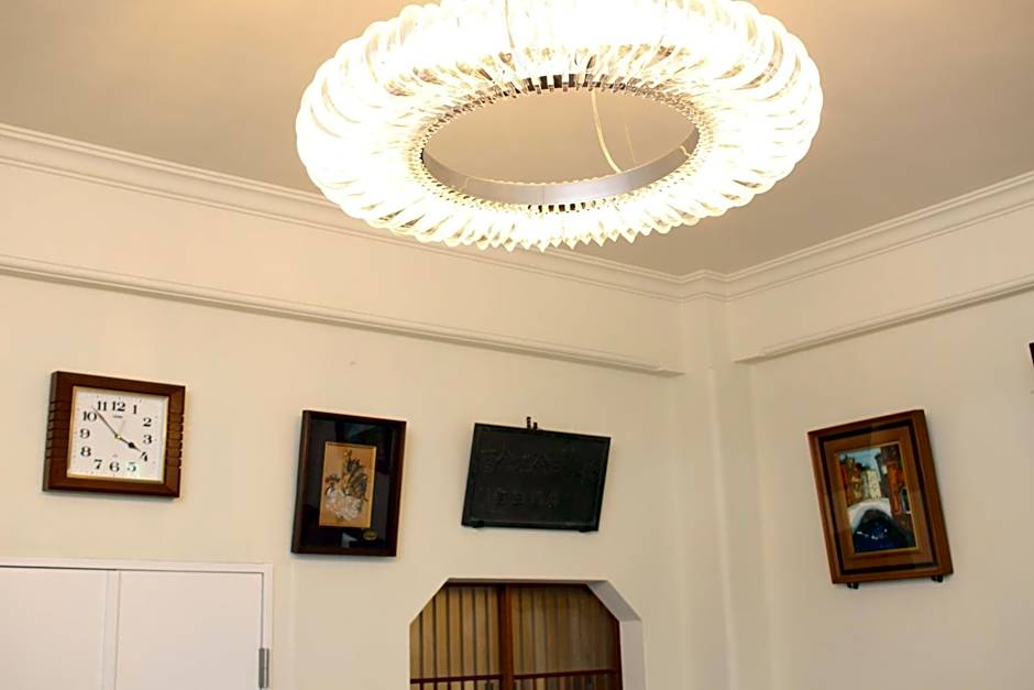 Hostel Kura