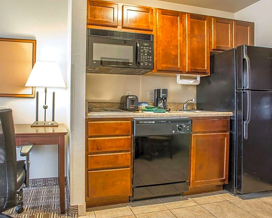 MainStay Suites St Robert-Fort Leonard Wood