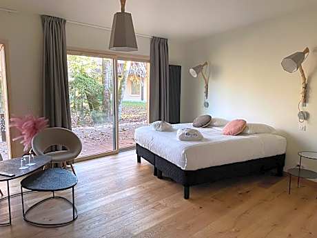 Suite with Spa Access