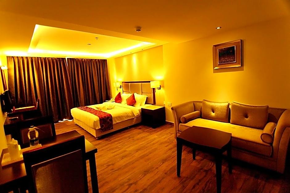 Paravoor Galaxy Hotel