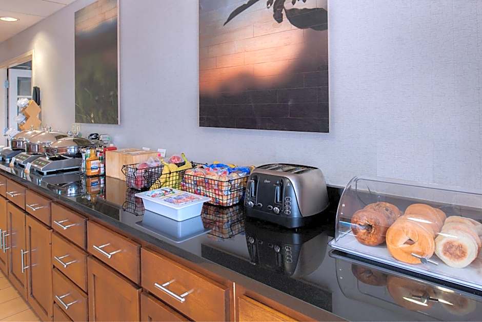 Fairfield Inn & Suites by Marriott Dayton Troy