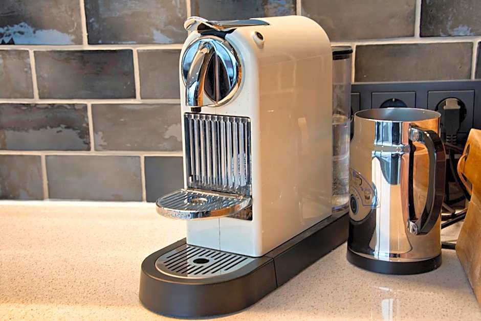 B14 Apartments & Rooms