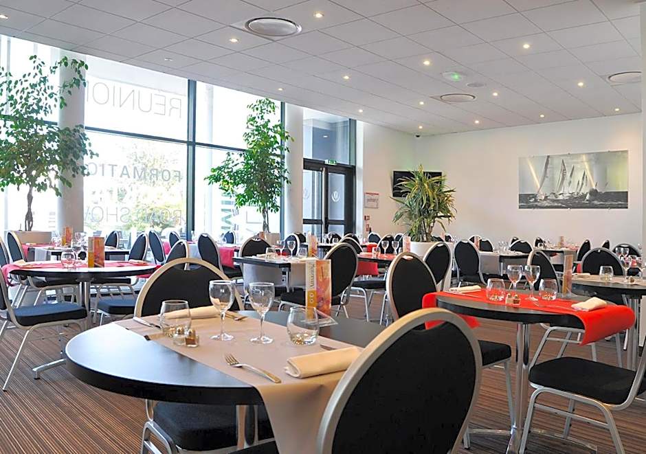 Golden Tulip Pornic Suites