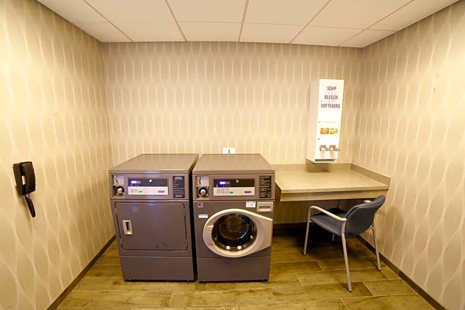 Hampton Inn By Hilton & Suites Forest City