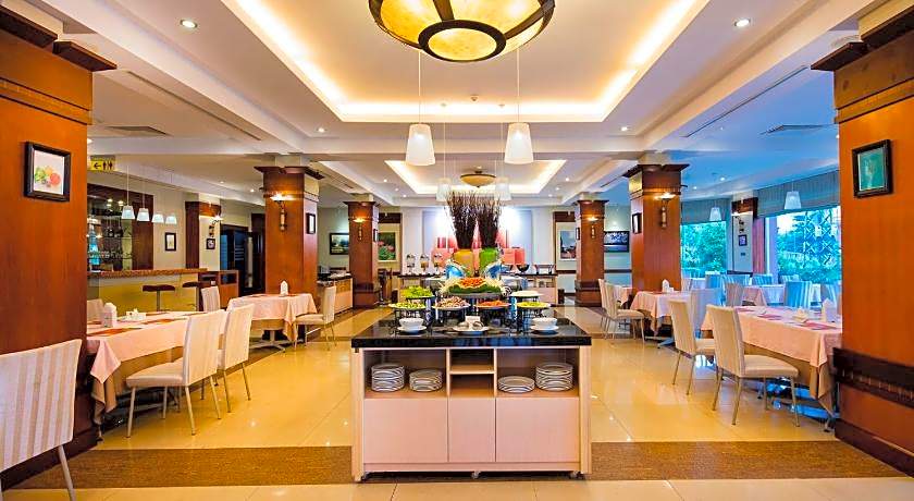 Saigon Quang Binh Hotel