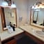 Ramada by Wyndham Saginaw Hotel & Suites