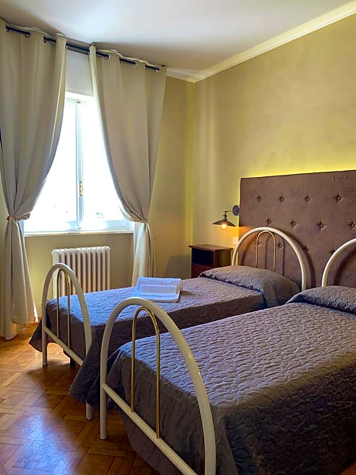 L'Attico di Piazza Mazzini Rooms