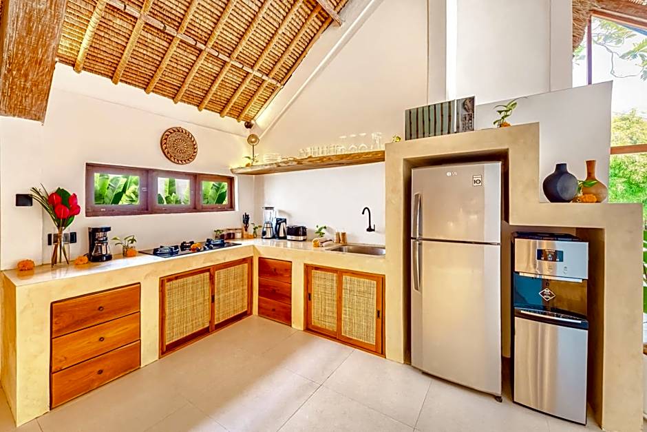 Villa Indigo - 5-BDR with huge pool and garden