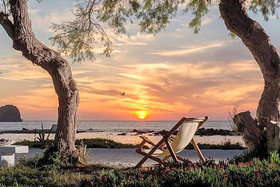 Nefeli Sunset Studios