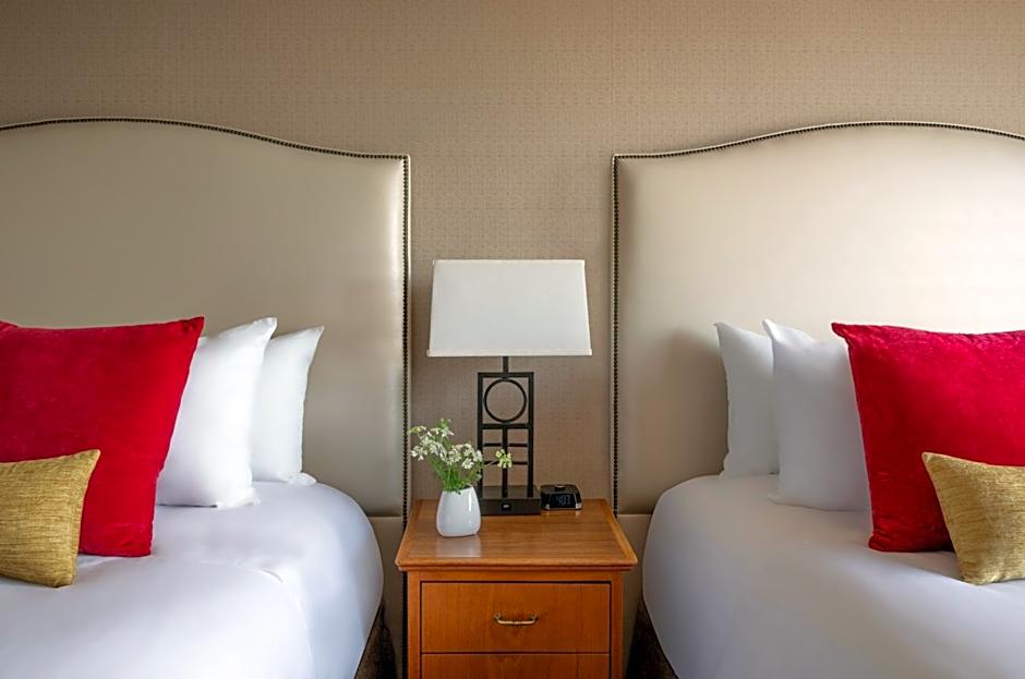 The Hotel Captain Cook