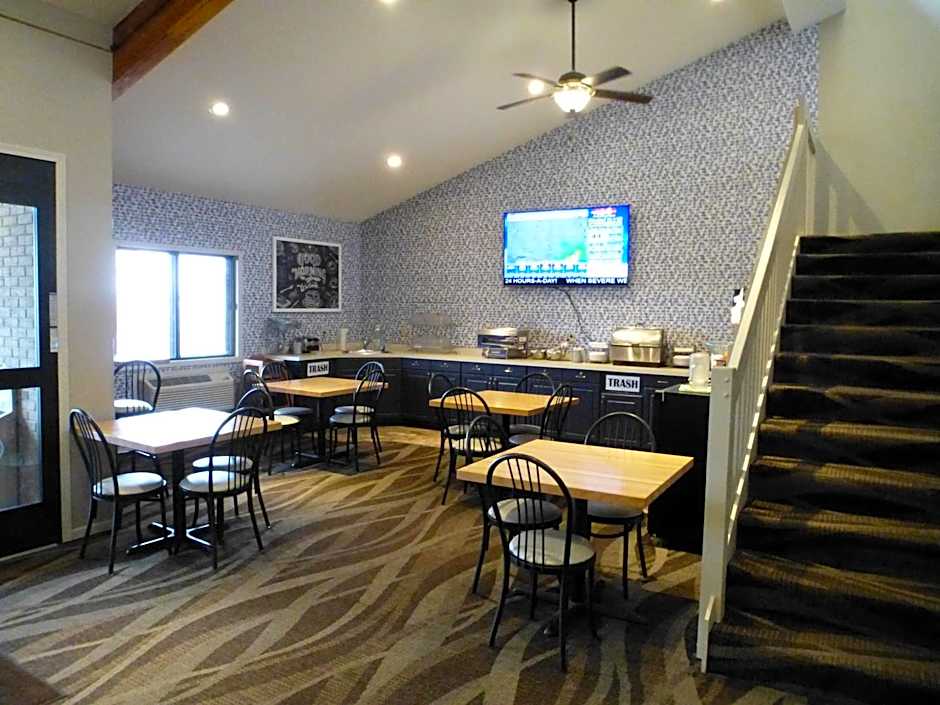 AmericInn by Wyndham Mitchell