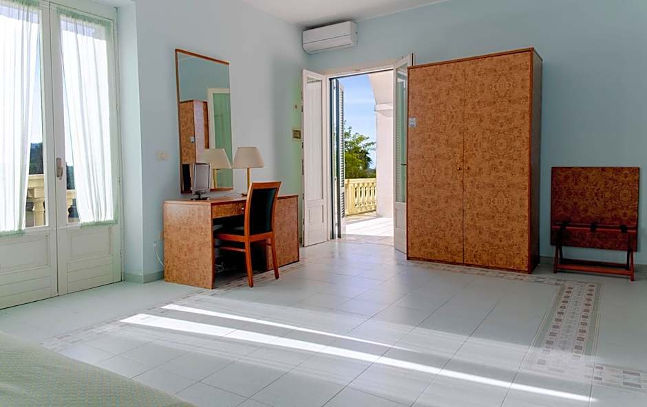 Antica Masseria Li Sauli