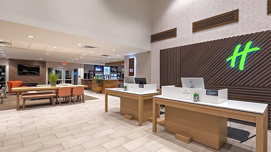 Holiday Inn - Clarksville Northeast , an IHG Hotel