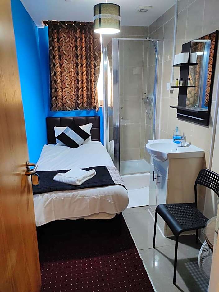 Pacific Inn London Heathrow