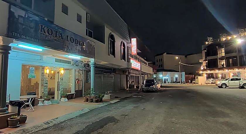 Kota Lodge Hotel