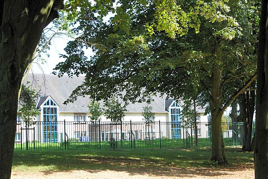 The Originals City Hôtel, Aéroport Beauvais
