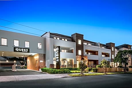 Quest Moonee Valley Hotel