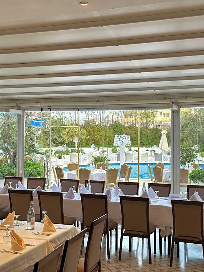 Tunis Grand Hotel