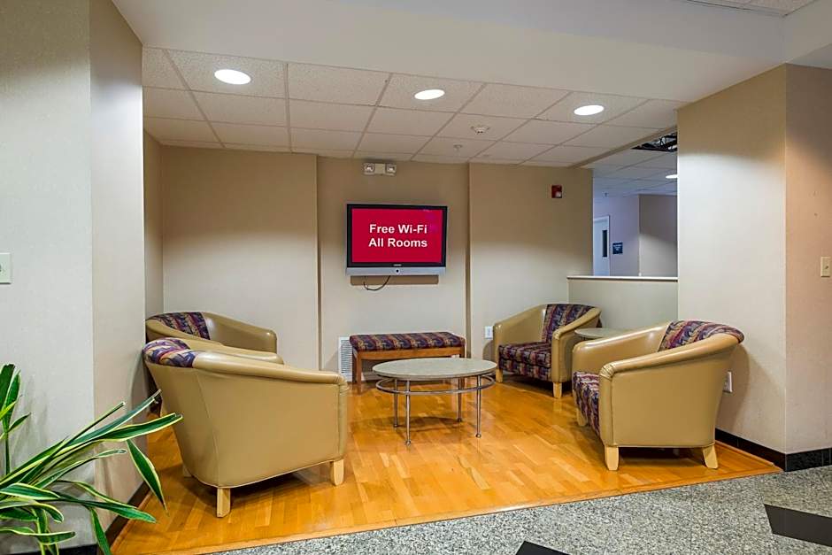 Red Roof Inn & Suites Philadelphia - Bellmawr
