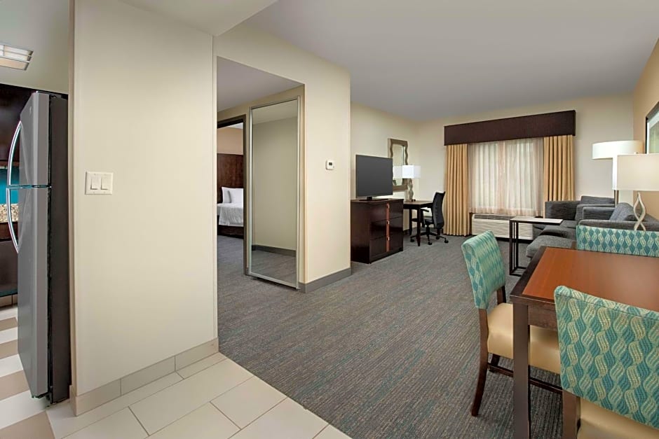 Hampton Inn By Hilton & Suites Alpharetta