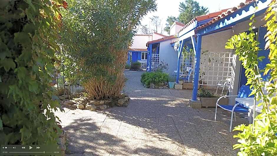 Hotel Des 4 Vents "Esprit Camargue" Parking Privé securisé