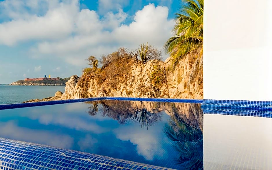 Camino Real Zaashila Huatulco