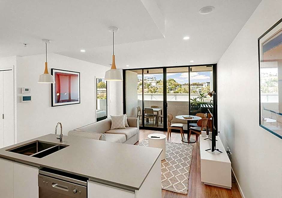 Rambla at Perry House