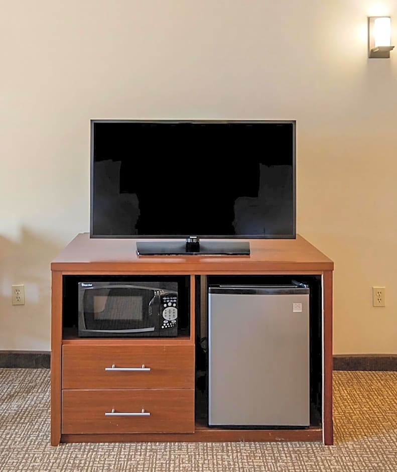 THE ATRIUM HOTEL - SFO AIRPORT FREE! - Shuttle Bus - Parking - WIFI