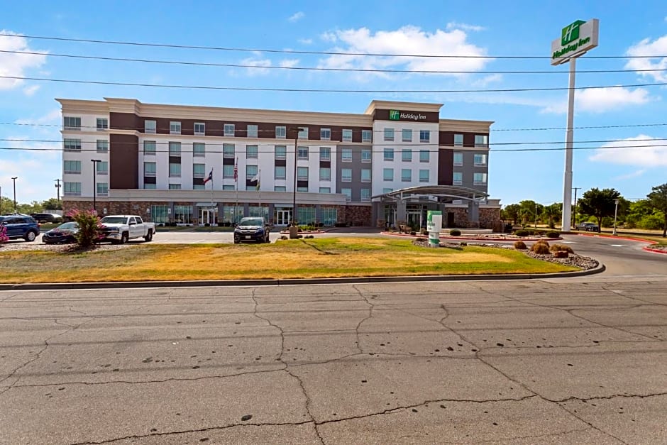 Holiday Inn Hotel & Suites Waco Northwest