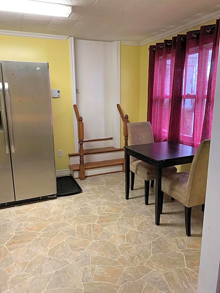 Lakelawn B&B and Motel