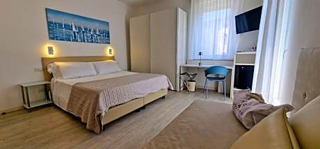 Large Double or Twin Room