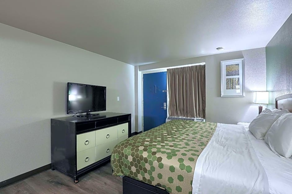 Suburban Studios Neenah-Appleton