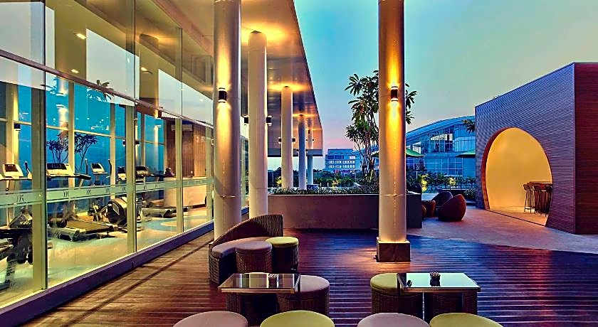 Mercure Serpong Alam Sutera Hotel