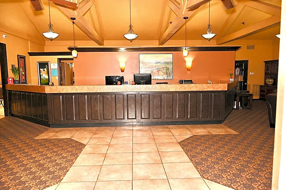 Fortune Inn & Suites