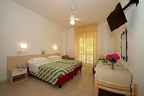 Quintuple Room (5 Adults)