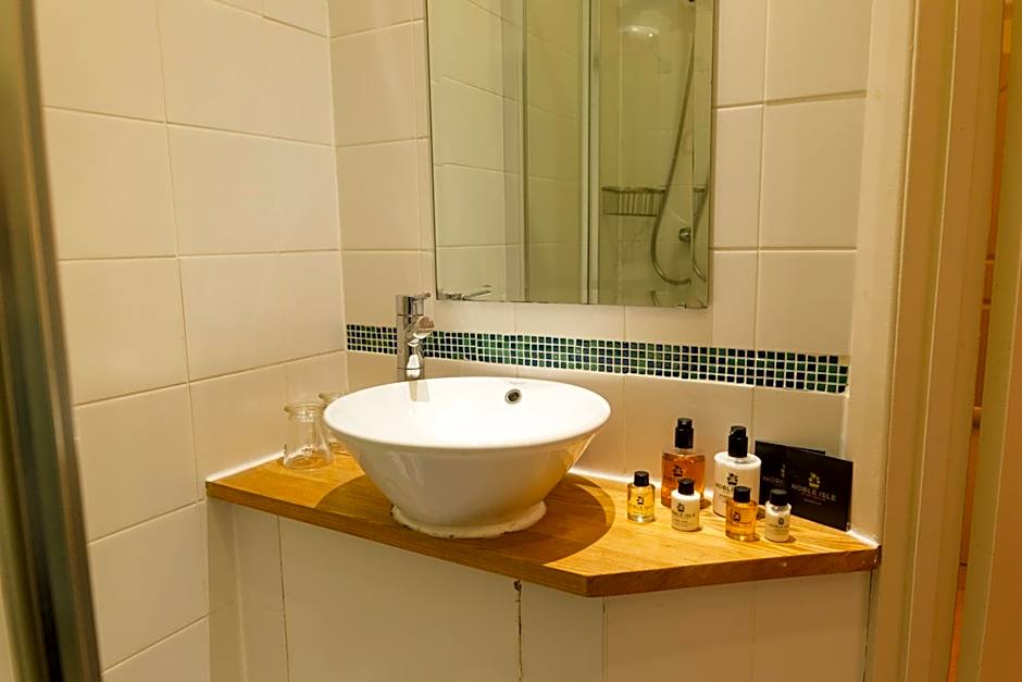 Fox And Hounds Llancarfan